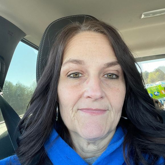 Meet your Posher, Pam - Picture 1 of 1